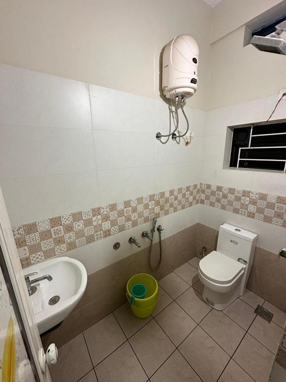 Zahir Residency Kondotty Exterior foto