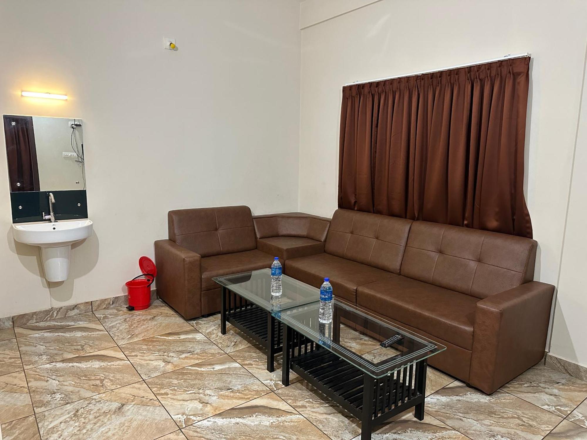 Zahir Residency Kondotty Exterior foto