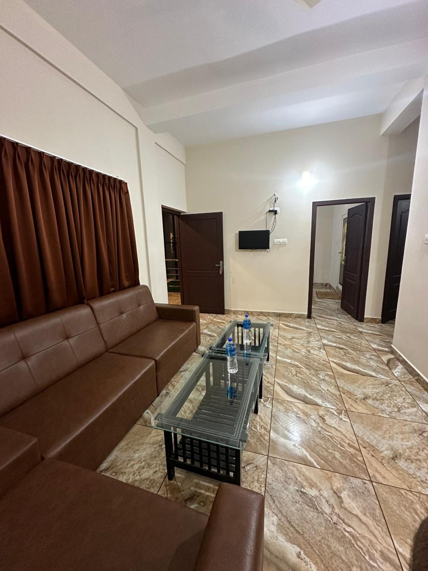 Zahir Residency Kondotty Exterior foto