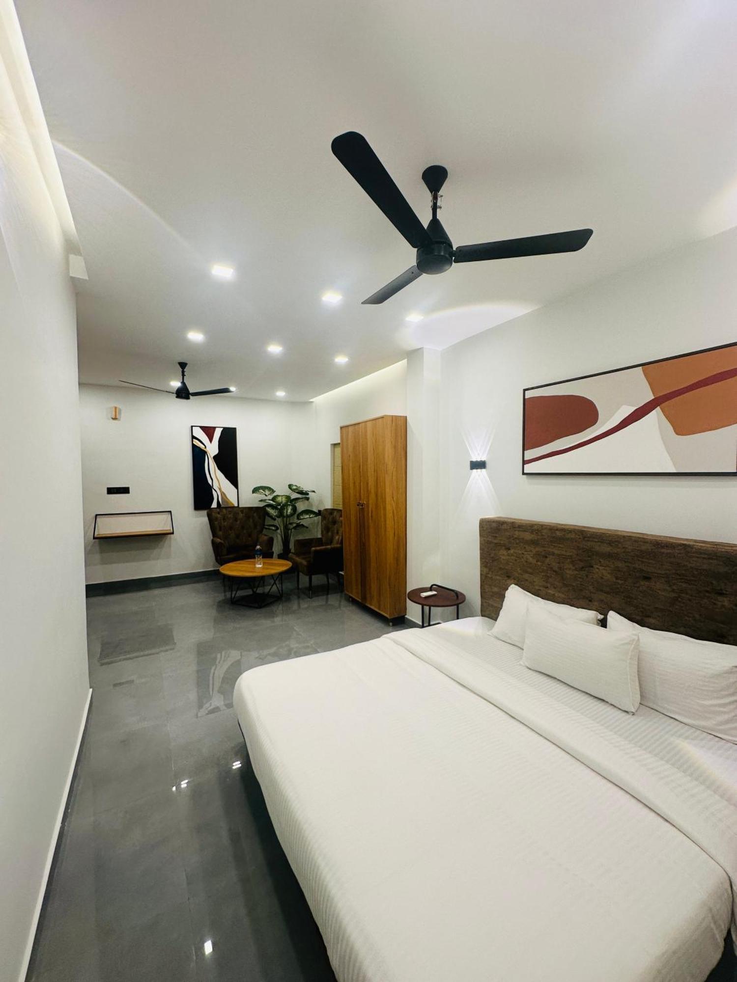Zahir Residency Kondotty Exterior foto